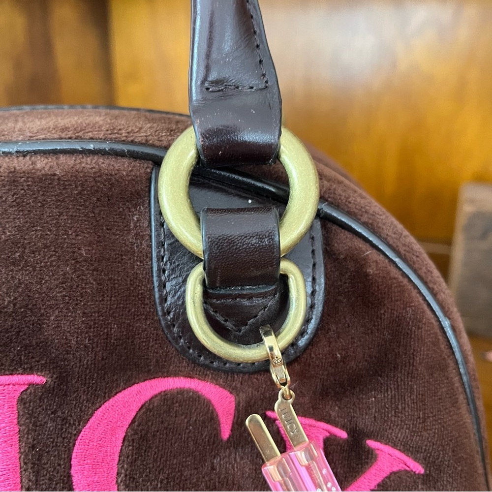 Juicy Couture Vintage Brown Bowling Bag Purse with Pink Accents - Picture 5 of 14